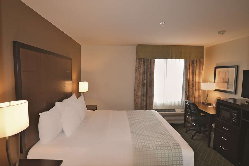 Отель La Quinta By Wyndham Portland Airport Номер фото